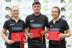 Glympton sponsor winning beef team at National Young Stars
